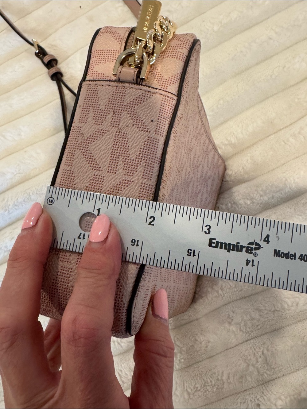 Michael Kors Jet Set Travel Crossbody Pink Logo Chain Strap - Picture 8 of 9